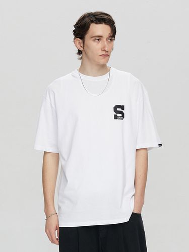 Initial T-Shirt _ White - SAINTPAIN - Modalova