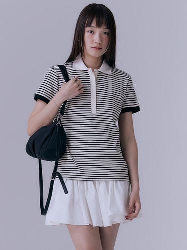 Stripe Pique Rib T-Shirt (Black) - SILN - Modalova