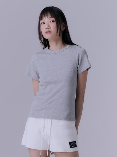 S Scallop Stitch Neck T-Shirts () - SILN - Modalova