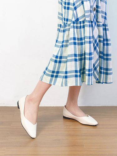 Slim Square Flat Shoes - SPUR - Modalova