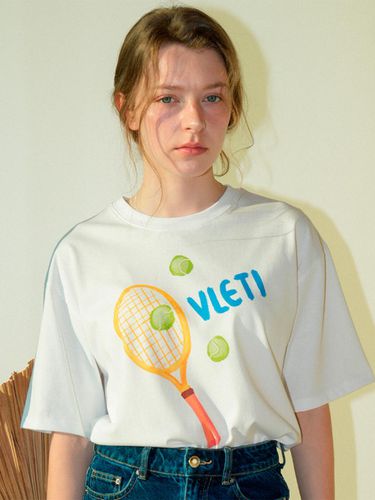 Tennis Art Work Printing Boxy T-shirt - VLETI - Modalova