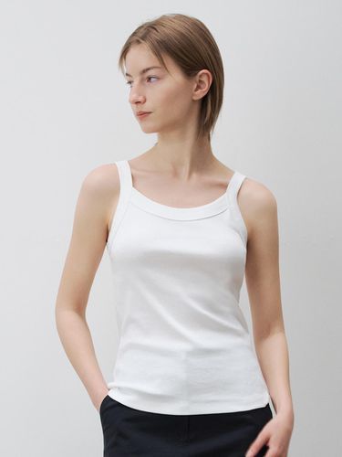 Curved Rib Sleeveless (White) - KLEAN - Modalova