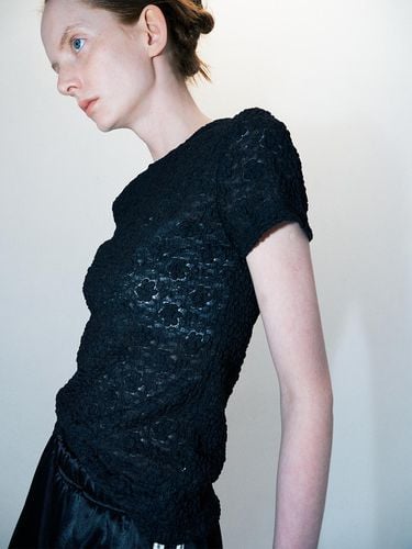 Bloom Short Sleeve Top_Black - answerisyes - Modalova