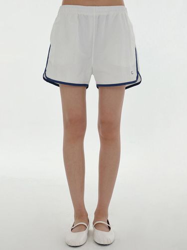 Logo Dolphin Shorts_White - CLOVE - Modalova