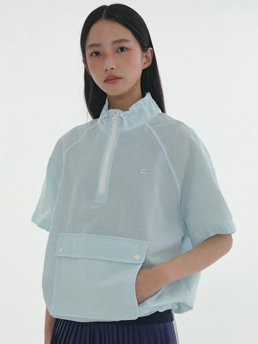 Seersucker Short Sleeve Anorak - CLOVE - Modalova