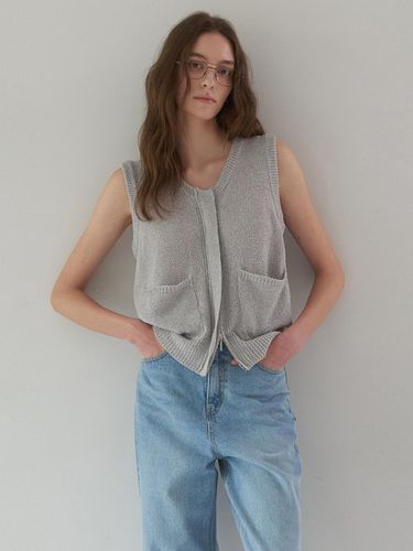 Boucle Sleeveless Zip Up Knitwear_Gray - dankedir - Modalova