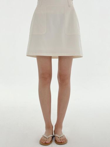 Logo Waistband Skirt_White - CLOVE - Modalova