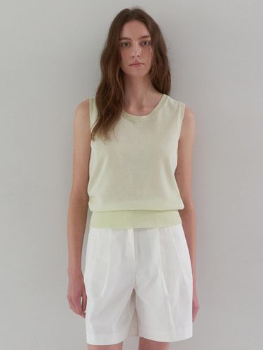 Summer Basic U-neck Sleeveless Top_Green - dankedir - Modalova