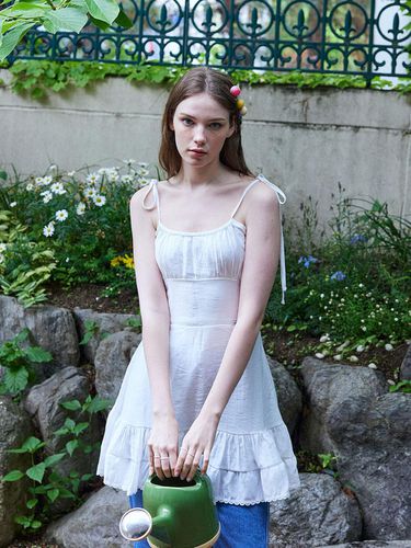 Ribbon Shirring Flare Dress_White - ETRE AU SOMMET - Modalova