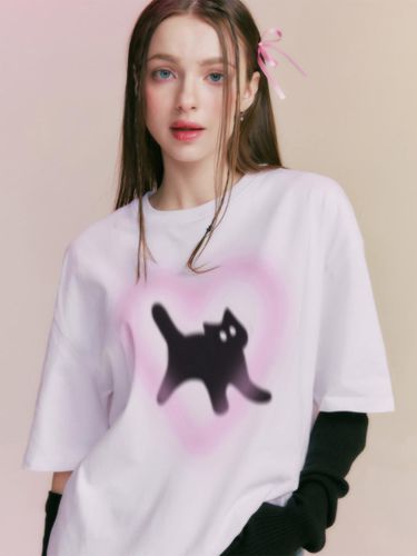 MF Blur Heart Kitty T-shirt_White - MOONFAIRY - Modalova