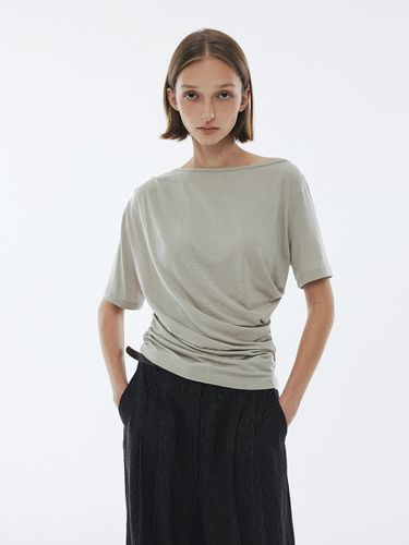 Slim Shirring Top (Grey) - JULIAPEPE - Modalova