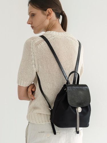 Tiwi Chain Drawstring Mix Leather Backpack - ANODDS - Modalova