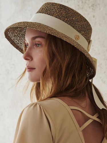 Seagrass Ivy Hat - Saint Luxure - Modalova