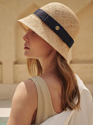 Bao Cloche Hat_Navy - Saint Luxure - Modalova