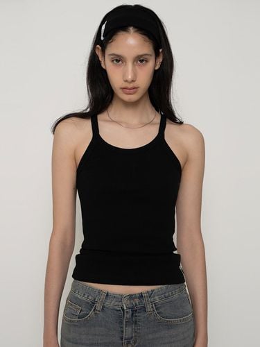 Basic Halter Sleeveless Top_Black - Porta - Modalova