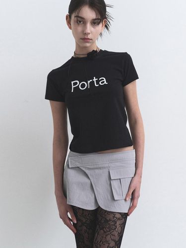 FITTED LOGO HALF TOP, BLACK - Porta - Modalova