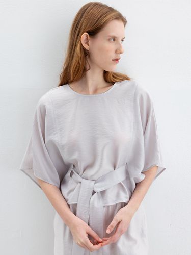 Light Dolman Sleeve Strap Blouse - Carriere - Modalova