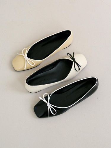 Reina Flat Shoes - CLABIEN - Modalova