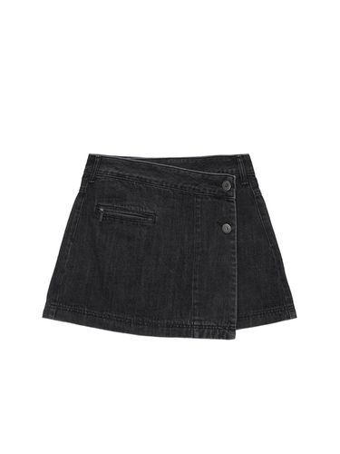 Pleats Wrap Denim Mini Skirt_Black - Matin Kim - Modalova