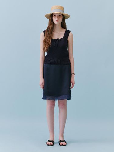 Satin Banded Skirt_Navy - REBOLD - Modalova