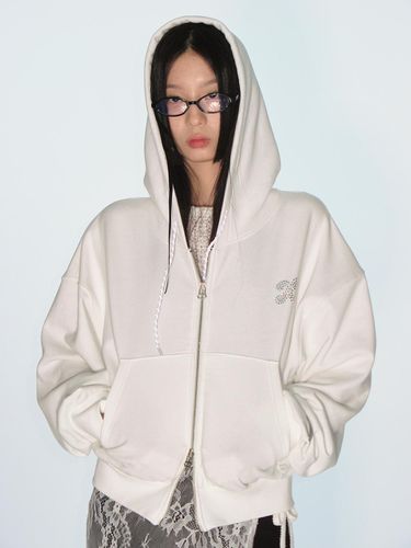 Z Crystal Cut Hoodie - 2colors - zeezeezee - Modalova