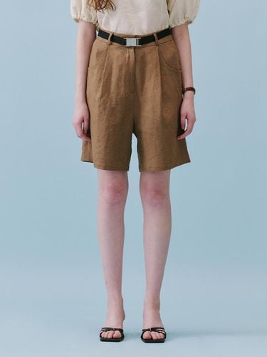 Buckle Linen Shorts_Brown - REBOLD - Modalova