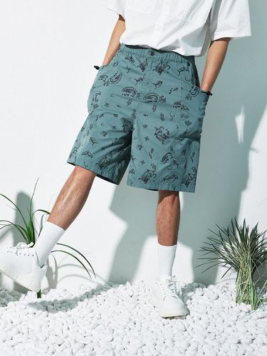 Pattern Print Relax Fit Short Pants_Green - MAGOODGAN - Modalova