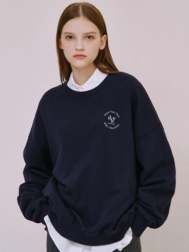 Haus Round Sweatshirt (Navy) - DEHEVE - Modalova