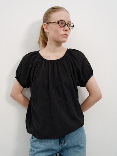 Rosa Shirring Half Blouse - URAGO - Modalova