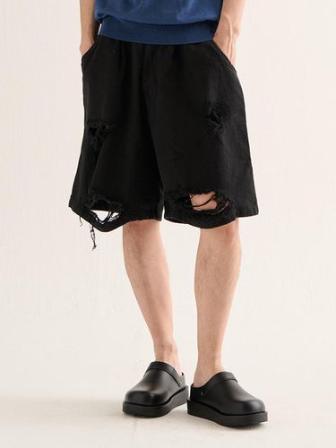 Destroyed Bermuda Short Pants_Black - Analogmood - Modalova