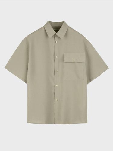 Flap Pocket Relaxed Half Sleeve Shirt_Beige - LIEU HOMME - Modalova