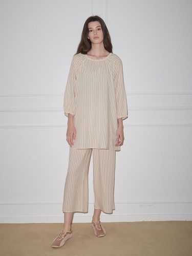 Light Stripe Long Pajamas - Apricot - Melanie Joy - Modalova