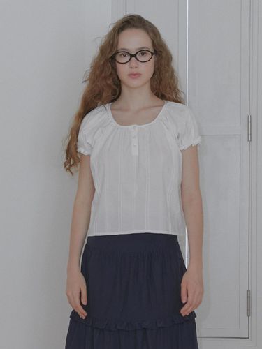 Neck Shirring Blouse - White - margarin fingers - Modalova