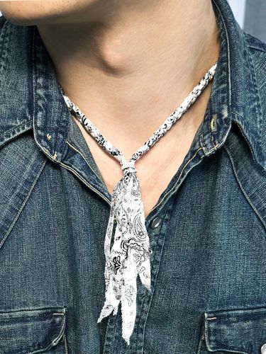 Paisley Bandana Knot Necklace_White - S SY - Modalova