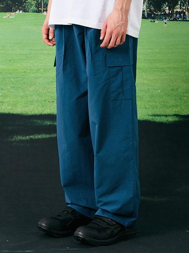 Nylon String Cargo Pants_Blue - GAKKAI UNIONS - Modalova