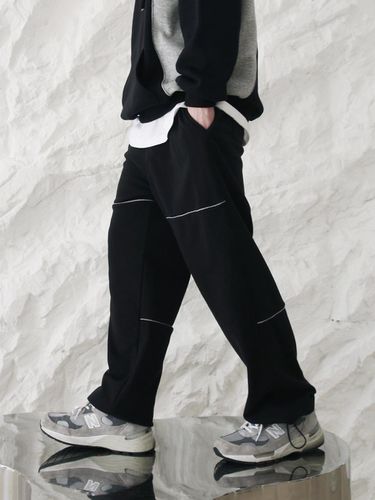 Horizontal Piping Sweatpants_Black - Moderment - Modalova