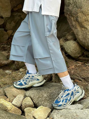 Parachute Carpenter Bermuda Pants_Sky Blue - CLACO - Modalova