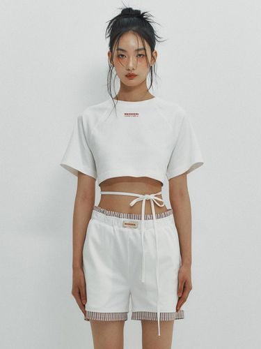 Back Lace Up Cropped Top - White - MEENDERI - Modalova