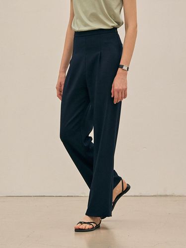 Plat Straight Slacks (2 Color) - MangoManyPlease - Modalova