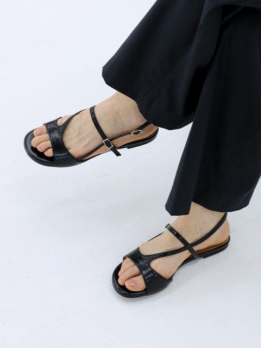 TI Sandals_Black - MOL:pin - Modalova