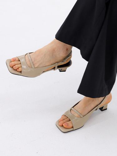 UI Sandal Heels_Beige - MOL:pin - Modalova