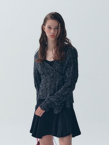 Unbalanced Belt Cardigan Black - SOFT SEOUL - Modalova