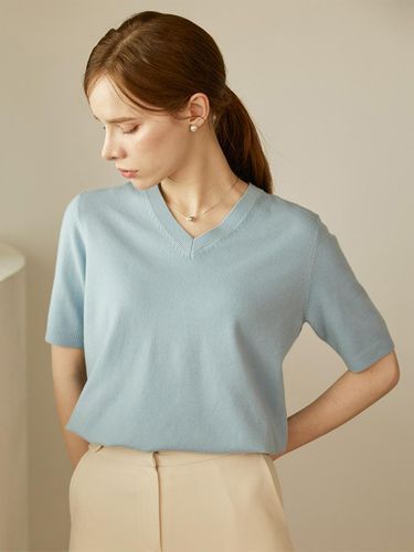 V Neckline Short Sleeve Knit T-shirt - JUARR - Modalova