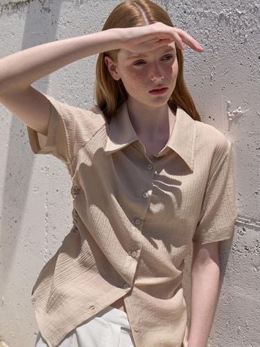 Tencel Summer Shirring Point Half Shirt_Beige - VOIEBIT for WOMEN - Modalova