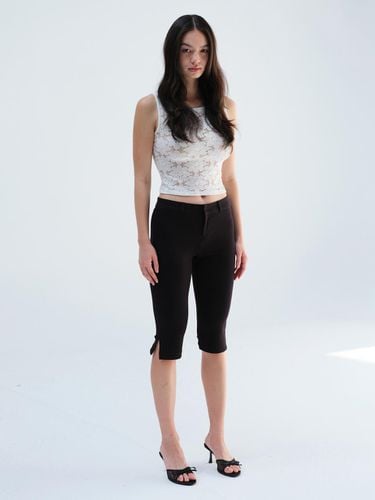 Juni Capri Pants Black - EXPIRED GIRL - Modalova