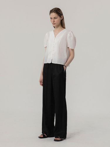 Lueve Satin Wide Banding Pants - MOMET - Modalova