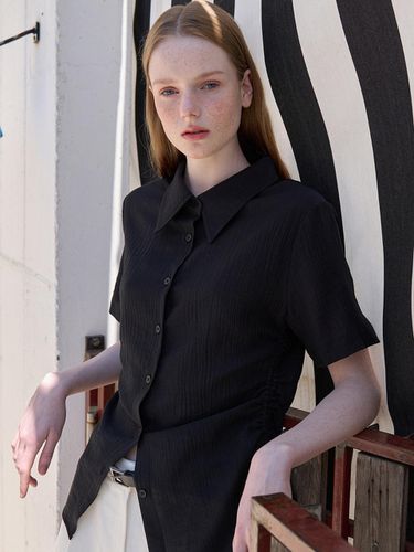 Tencel Summer Shirring Point Half Shirt_Black - VOIEBIT for WOMEN - Modalova