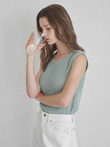 Summer Boucle Sleeveless Knit Top - LAUATELIER - Modalova