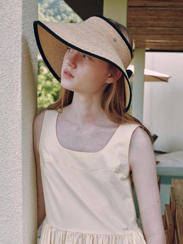 Wide Raffia Sun Visor Hat_Natural - DEPOUND - Modalova