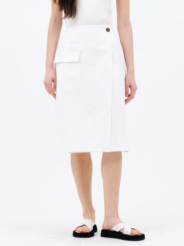 Pocket Wrap Skirt_White - Jun by Jun k. - Modalova